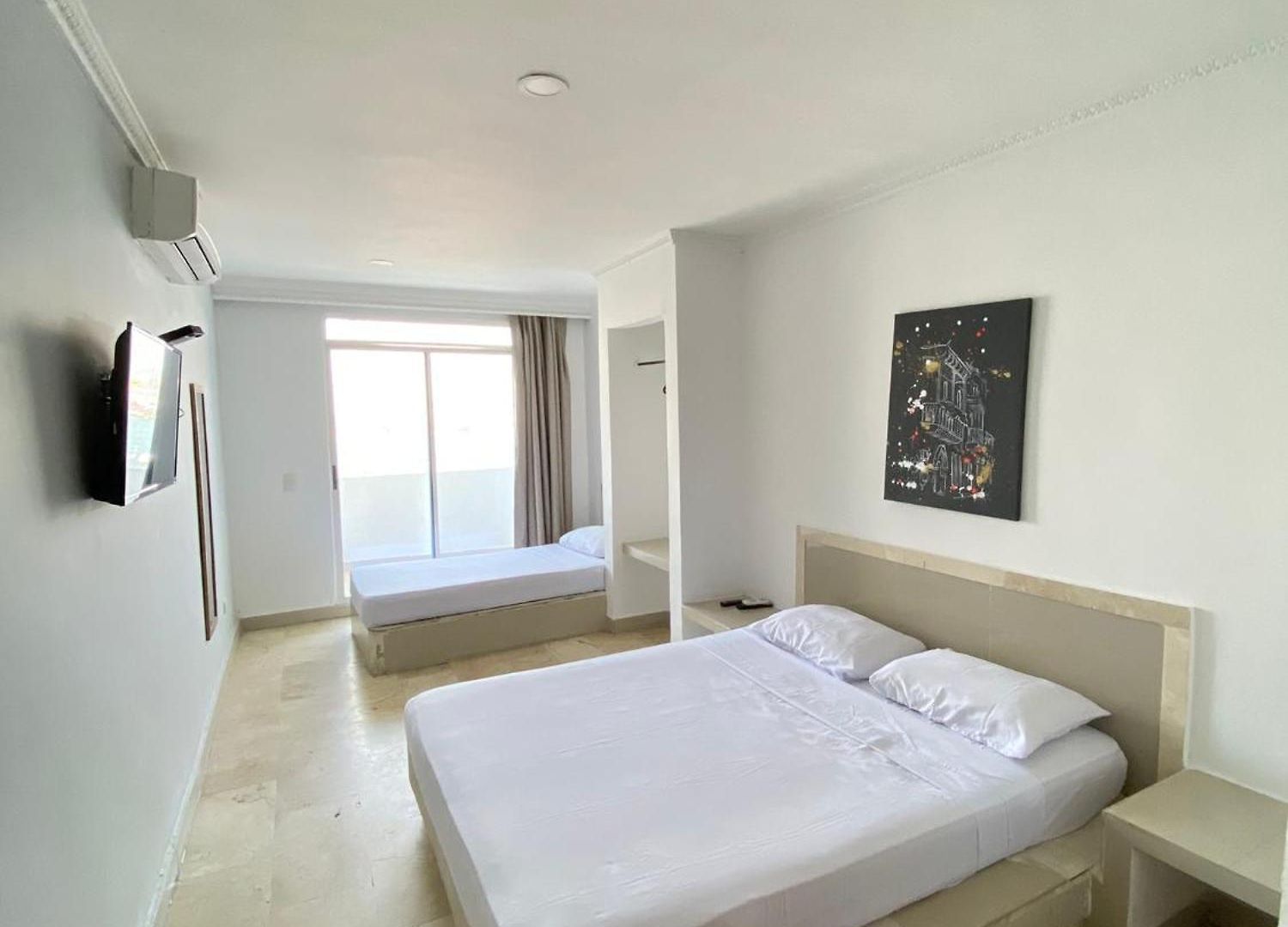 Premium Hotel