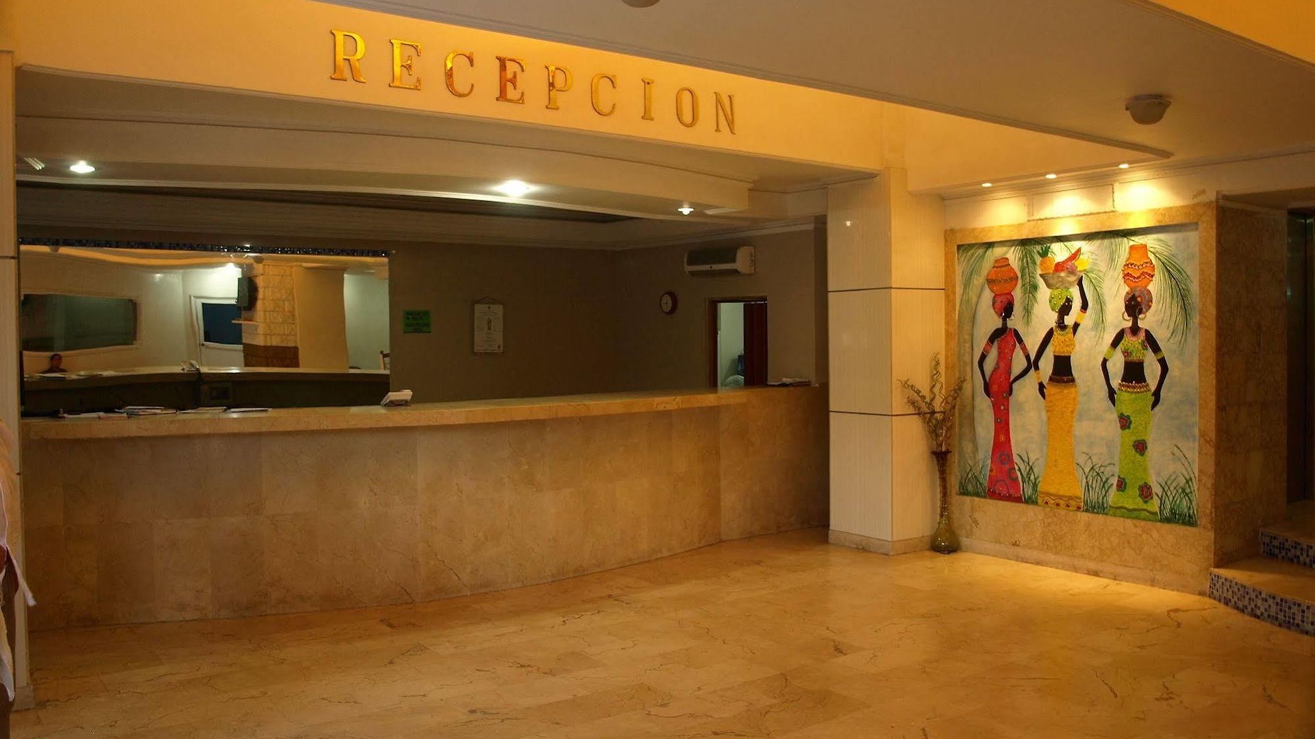Premium Hotel