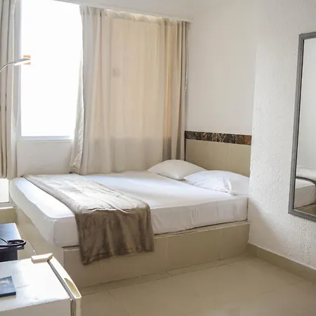 Premium Hotel